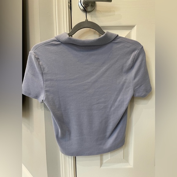 AE collared crop tshirt - Picture 5 of 7